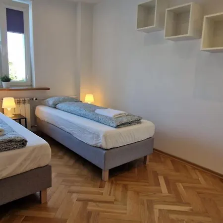 Labo Ursynow Natolin Apartment