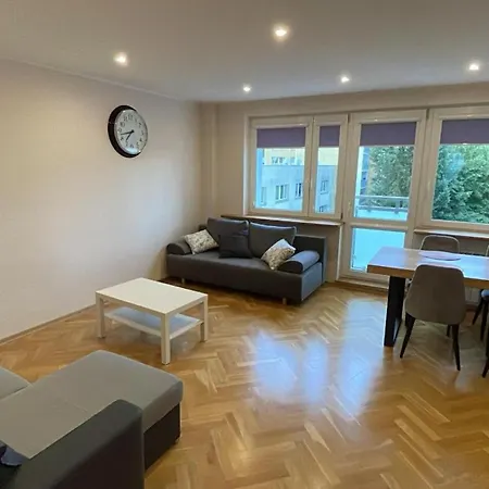 Labo Ursynow Natolin Daire Varşova